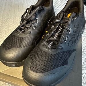 Men’s work safe shoes